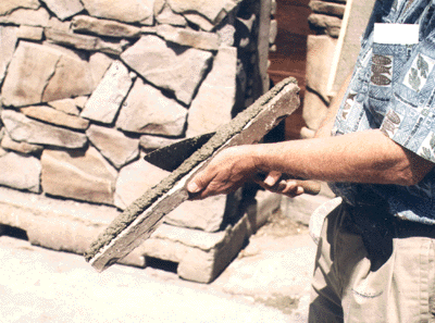 Applying Mortar Extra Photo 3.gif (90495 bytes)